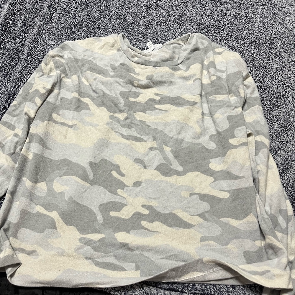 Camouflage Sweatshirt - Gray and Cream